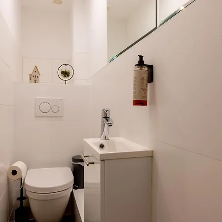 Lit Living Altstadt - Boutique - Parking Apartment Weinheim