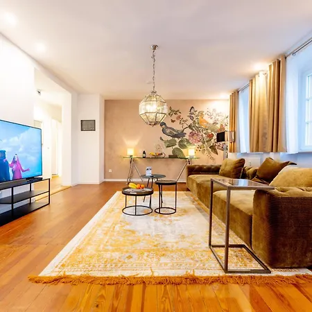 Apartment Lit Living Altstadt - Boutique - Parking