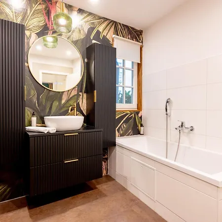 Lit Living Altstadt - Boutique - Parking Apartment Weinheim