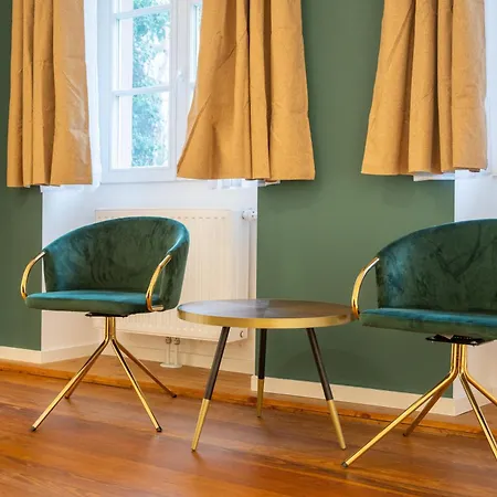 Lit Living Altstadt - Boutique - Parking Lejlighed *